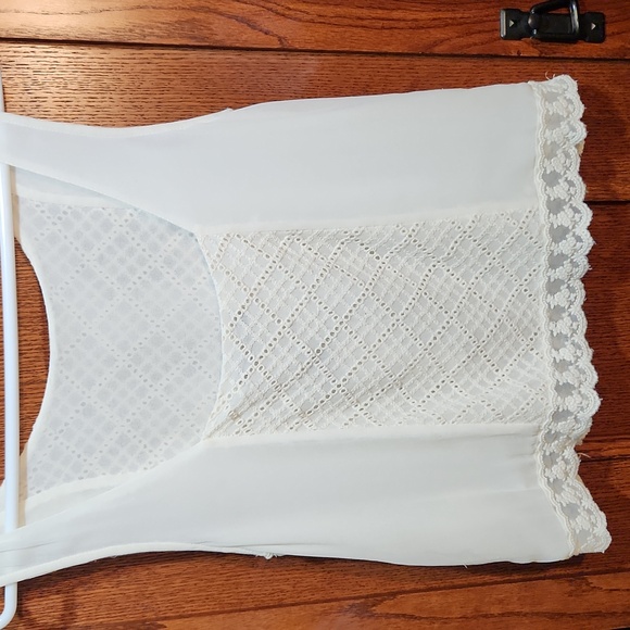 Zara Basics Size Xsmall Embroidered Blouse - Picture 9 of 9